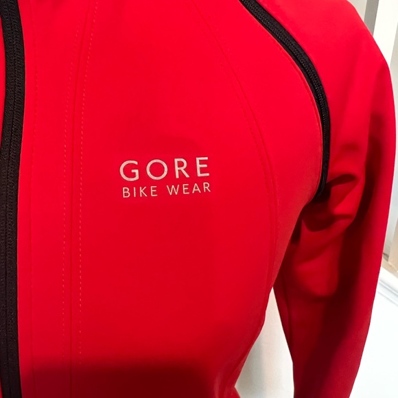 Gore convertible bike wear woman’s nwot top size small removable sleeves - Picture 3 of 16